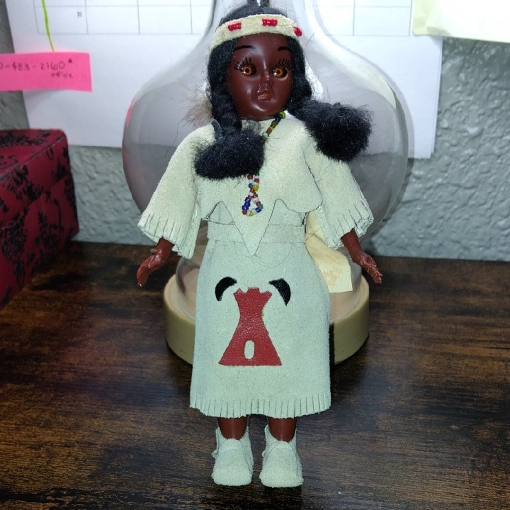 Traditional Native American Doll Nez-Perce W/ Baby CARLSON DOLLS R